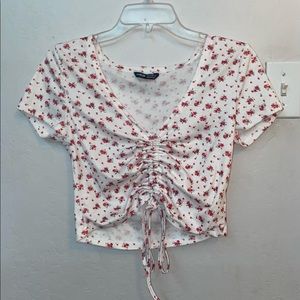 brand new top w/ roses